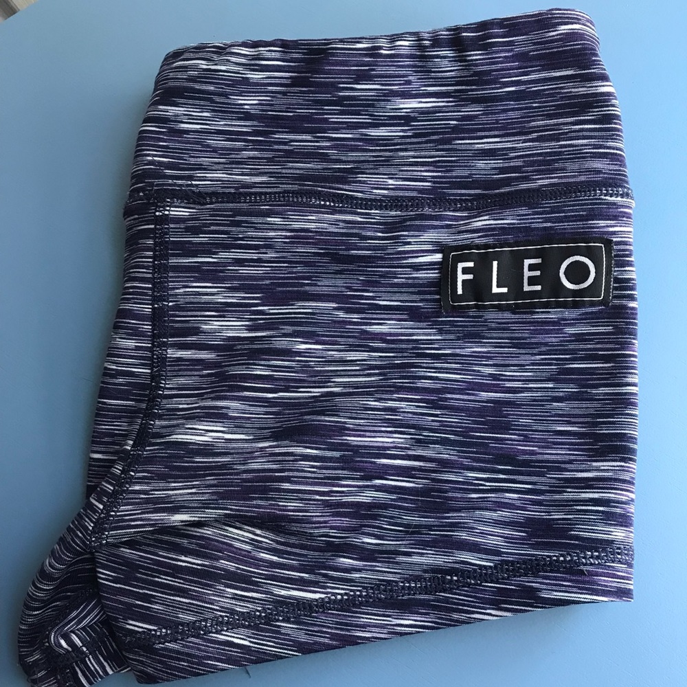 Blue Fleo shorts size M